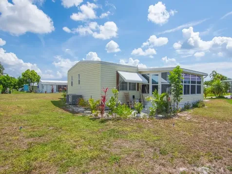196 Ne Emerald Drive Jensen Beach FL 34957