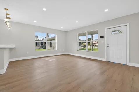 603 Sw 10th Street Belle Glade FL 33430