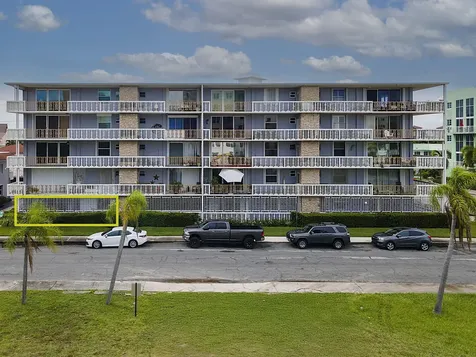 1 S Lakeside Drive Lake Worth Beach FL 33460