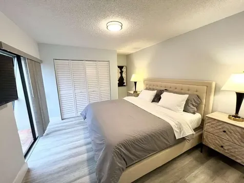 118 1st Terrace Palm Beach Gardens FL 33418