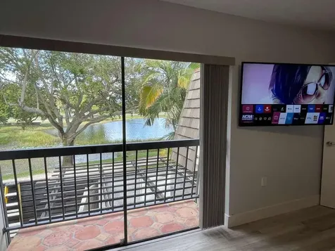 118 1st Terrace Palm Beach Gardens FL 33418