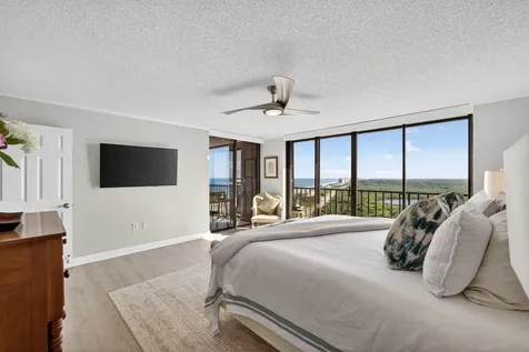 5047 N Highway A1a Fort Pierce FL 34949