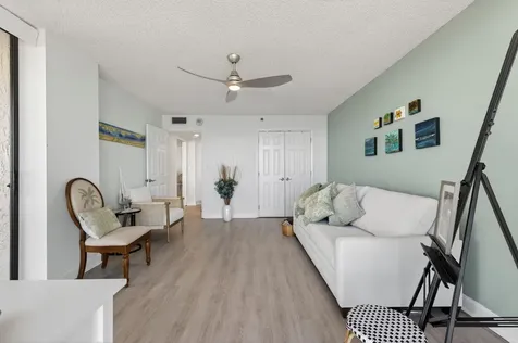 5047 N Highway A1a Fort Pierce FL 34949