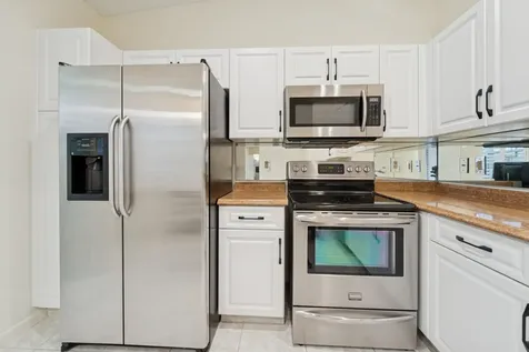 6344 Pointe Pleasant Circle Delray Beach FL 33484