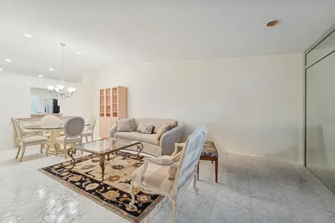 6344 Pointe Pleasant Circle Delray Beach FL 33484