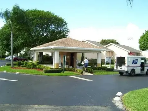 169 Waterside Drive Hypoluxo FL 33462