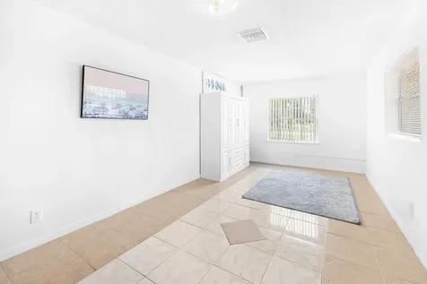 2340 R J Hendley Avenue Riviera Beach FL 33404