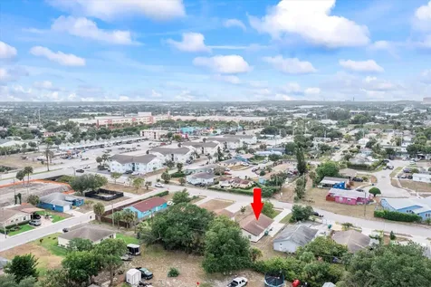 2340 R J Hendley Avenue Riviera Beach FL 33404