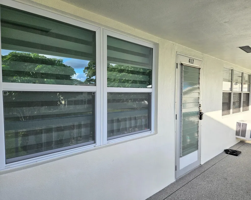 417 Windsor R West Palm Beach FL 33417