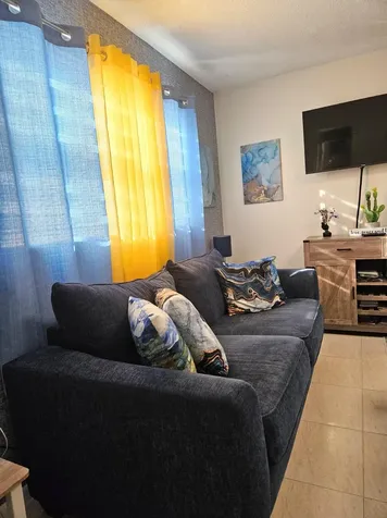 417 Windsor R West Palm Beach FL 33417