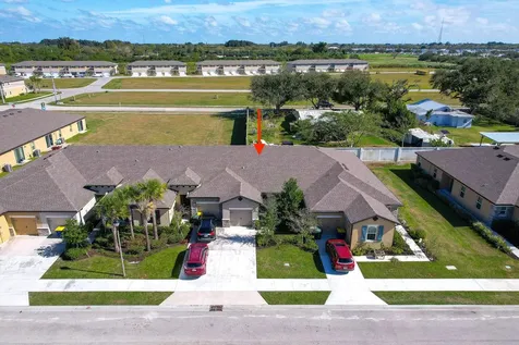 1718 Party Place Fort Pierce FL 34947