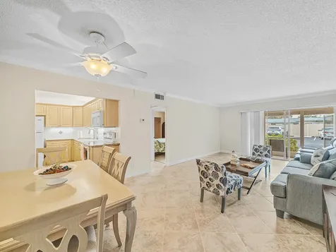 959 Se 2nd Avenue Deerfield Beach FL 33441