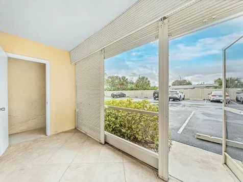 959 Se 2nd Avenue Deerfield Beach FL 33441