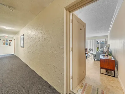 959 Se 2nd Avenue Deerfield Beach FL 33441