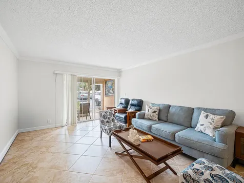 959 Se 2nd Avenue Deerfield Beach FL 33441