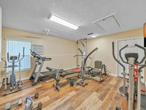 959 Se 2nd Avenue Deerfield Beach FL 33441