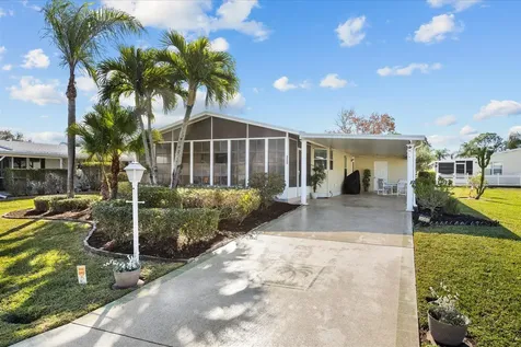 3060 Five Iron Drive Port Saint Lucie FL 34952