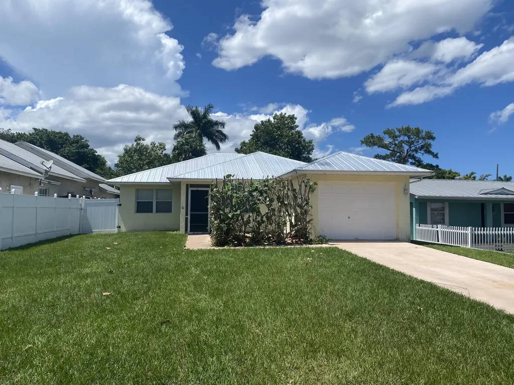 1057 SW Spruce Street Palm City FL 34990