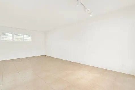 32 Colonial Club Drive Boynton Beach FL 33435
