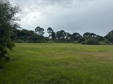 2520 SE Melaleuca Boulevard Port Saint Lucie FL 34952