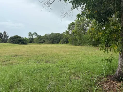 2520 SE Melaleuca Boulevard Port Saint Lucie FL 34952