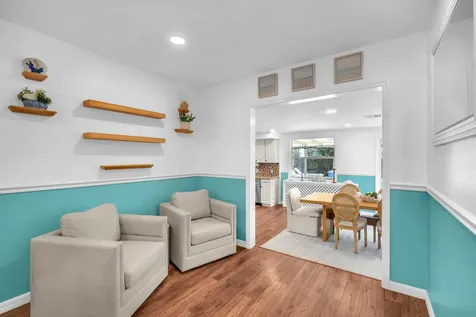 528 N Palmway Lake Worth Beach FL 33460