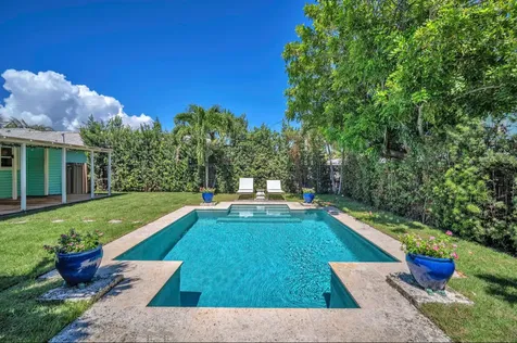 528 N Palmway Lake Worth Beach FL 33460