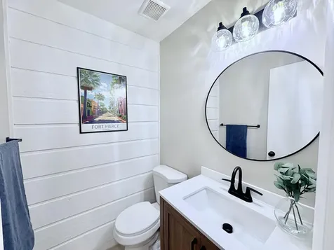 2050 Oleander Boulevard Fort Pierce FL 34950