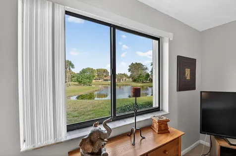 23 Via De Casas Sur Boynton Beach FL 33426