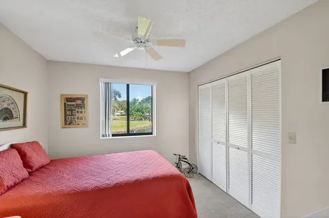 23 Via De Casas Sur Boynton Beach FL 33426