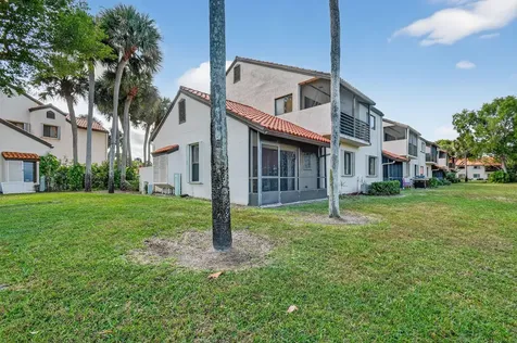 23 Via De Casas Sur Boynton Beach FL 33426