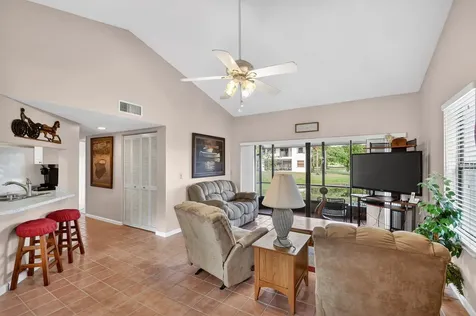 23 Via De Casas Sur Boynton Beach FL 33426