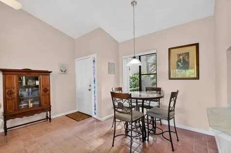 23 Via De Casas Sur Boynton Beach FL 33426