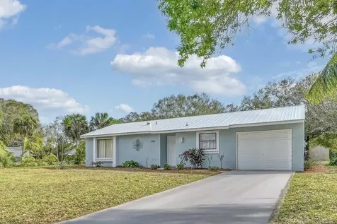 1765 24th Place Vero Beach FL 32962