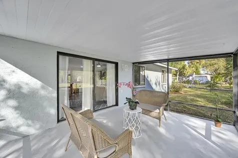 1765 24th Place Vero Beach FL 32962