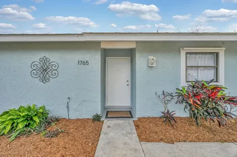 1765 24th Place Vero Beach FL 32962