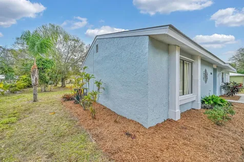 1765 24th Place Vero Beach FL 32962