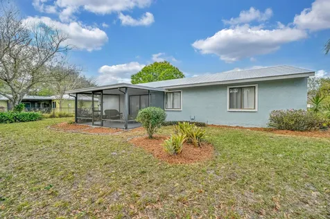 1765 24th Place Vero Beach FL 32962