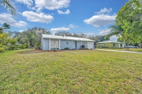 1765 24th Place Vero Beach FL 32962