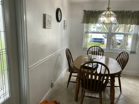 313 Chatham West Palm Beach FL 33417