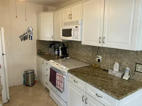 313 Chatham West Palm Beach FL 33417
