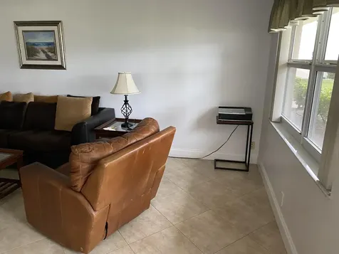 313 Chatham West Palm Beach FL 33417