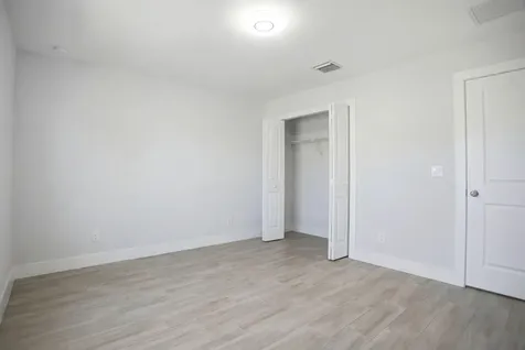 4593 Sw Sw Bradbury Street Port Saint Lucie FL 34953