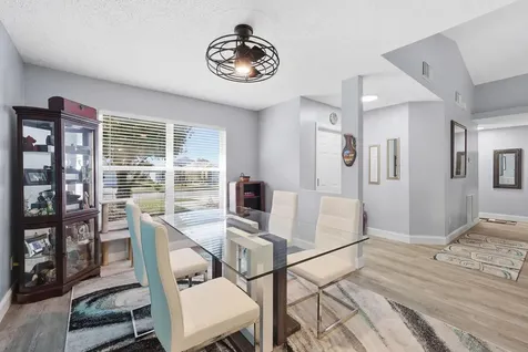 5900 Travelers Way Fort Pierce FL 34982