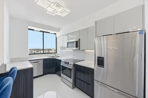 1330 West Avenue Miami Beach FL 33139