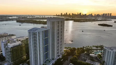 1330 West Avenue Miami Beach FL 33139