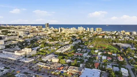 1330 West Avenue Miami Beach FL 33139