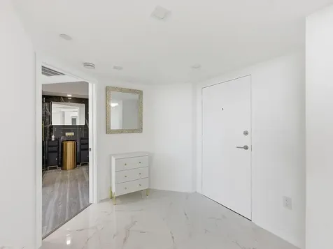 1330 West Avenue Miami Beach FL 33139