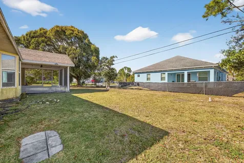 1765 Sw Desert Avenue Port Saint Lucie FL 34953