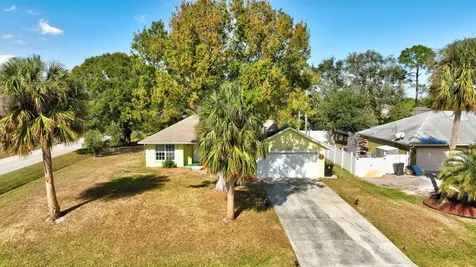 1765 Sw Desert Avenue Port Saint Lucie FL 34953